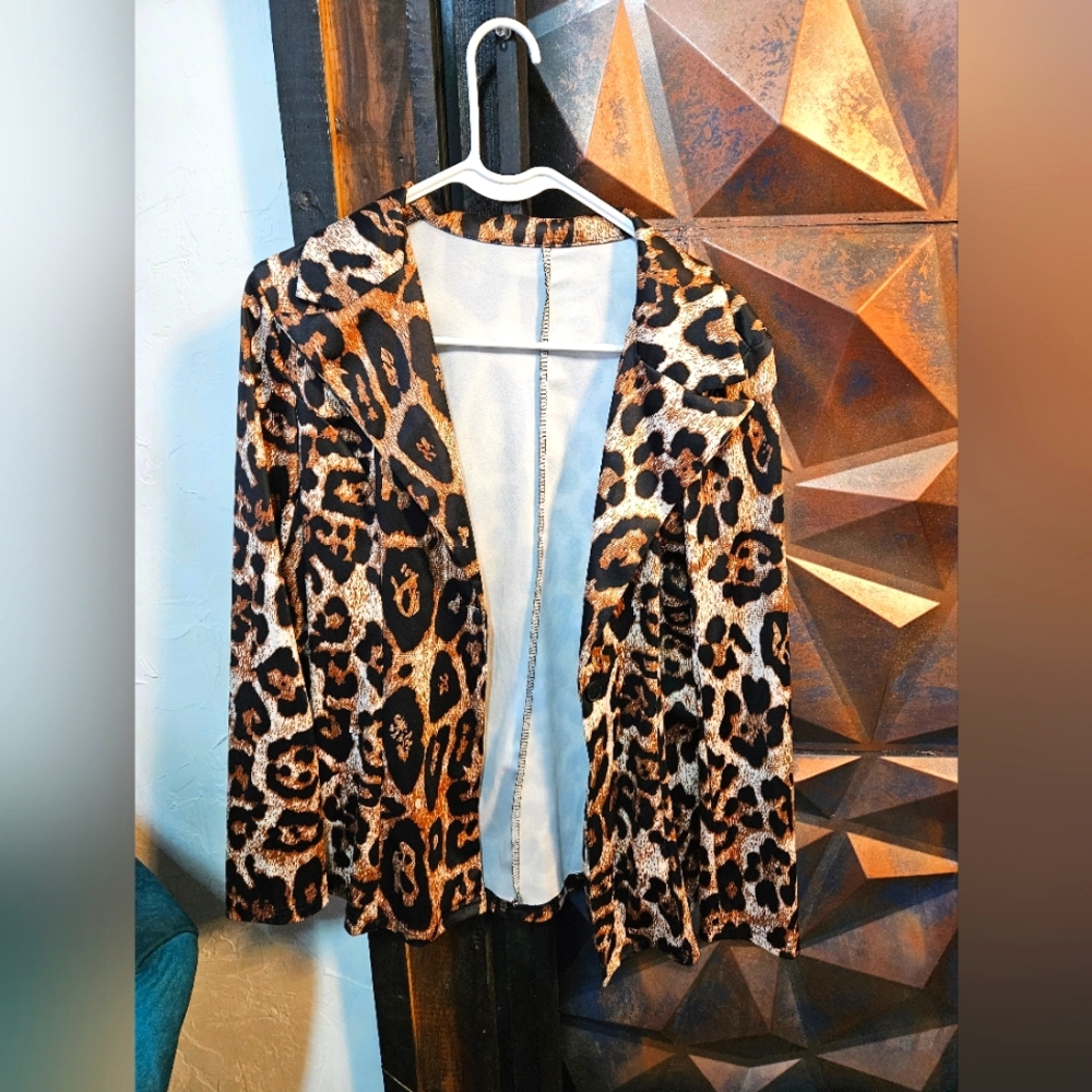 Women's Leopard Print Blazer